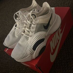 Size 8 women brand new never worn